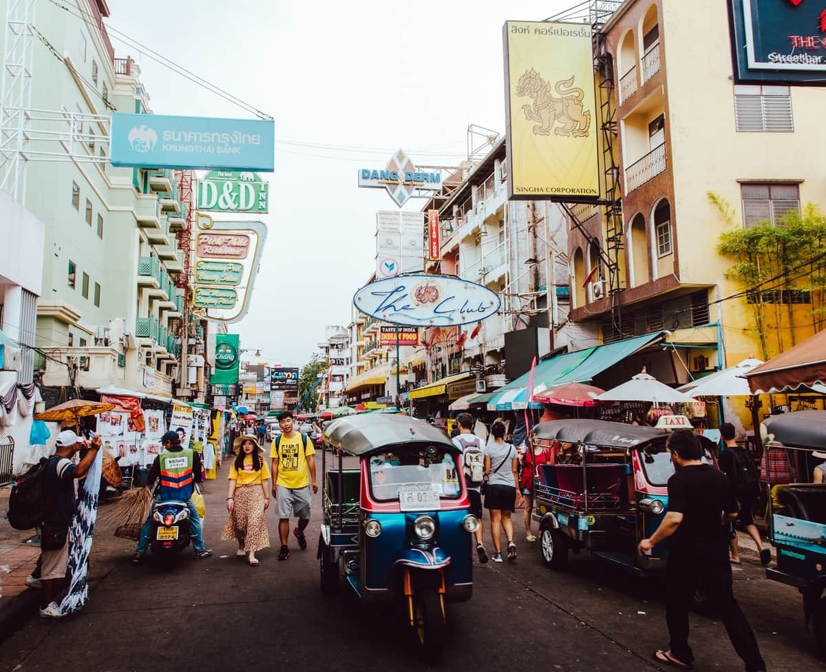 Crowded street market in daylight.