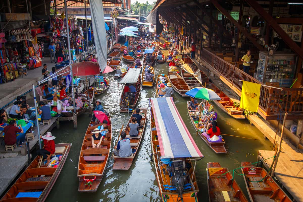 Damnoen Saduak Floating Market