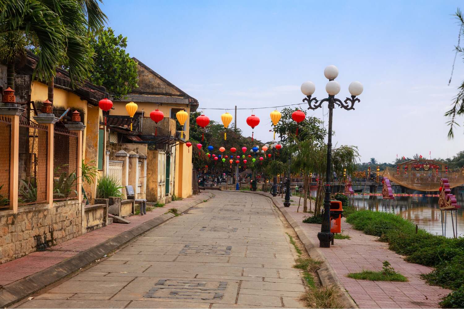 Hoi An Town by the river with lanterns