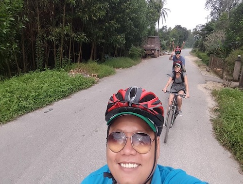 Hue Tombs Tour by Bike and Boat Cruise