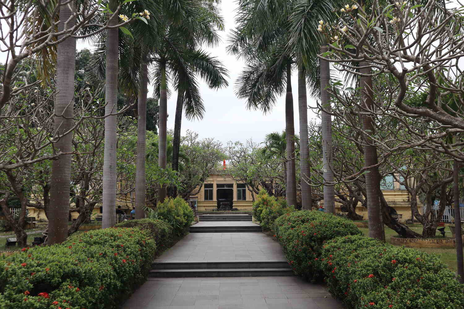 Entrance-at-the-Cham-Museum-in-da-nang